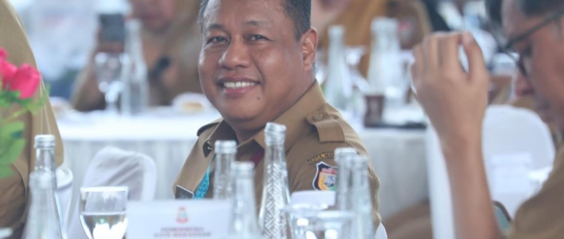 Sekretaris DPRD Kota Makassar, Bapak Dahyal