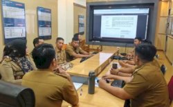 Camat Ujung Pandang Pimpin Rapat Pembentukan Bank Sampah: Wujudkan Lingkungan Bersih dan Berdaya Guna