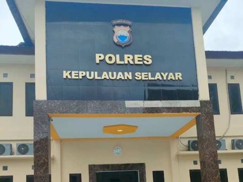 Polres Selayar Bantu MTsN Wujudkan Madrasah Ramah Anak