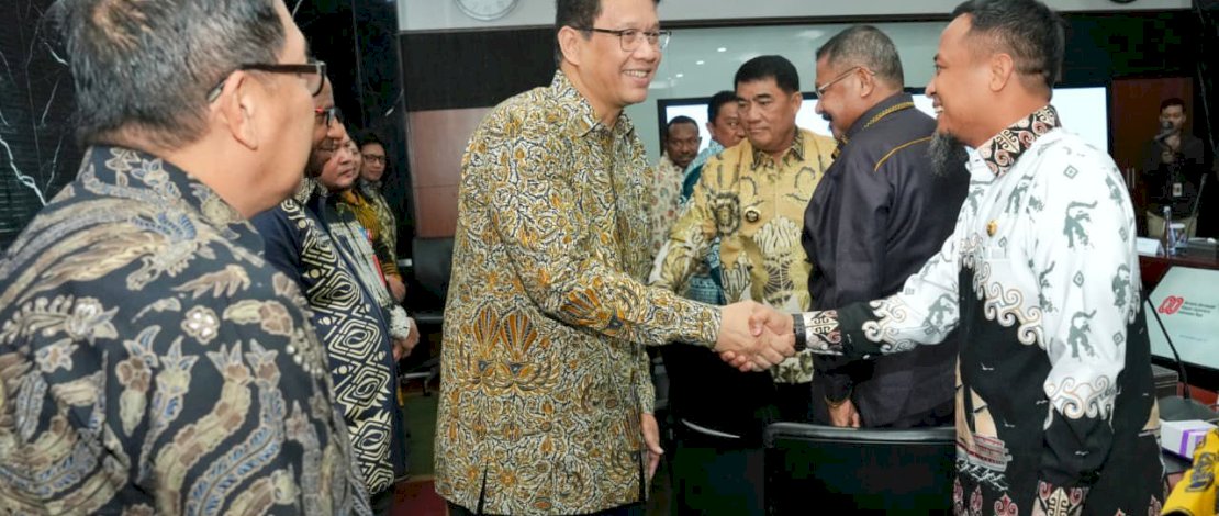 Andi Sudirman saat menghadiri audiensi bersama Menteri Keuangan RI, Purbaya Yudhi Sadewa, di Gedung Djuanda, Kantor Kementerian Keuangan RI, Jakarta, Selasa (7/10/2025).