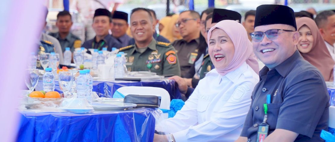 Wakil Wali Kota Makassar, Aliyah Mustika Ilham, menghadiri acara peresmian Masjid Imam Al-Hakimin dan Lapangan Tenis Pengadilan Negeri Makassar Kelas 1A Khusus, Rabu, 8 Oktober 2025.