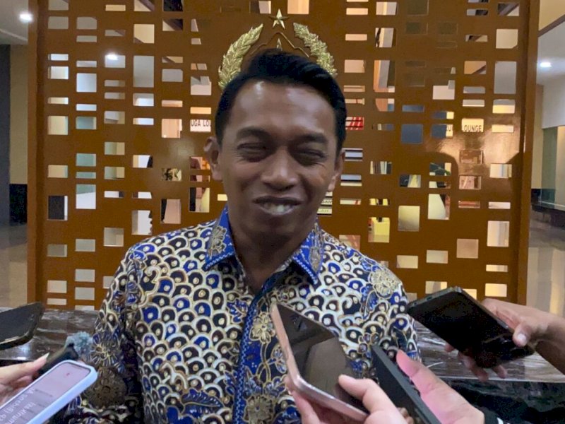 Curhat Bupati Sidrap Usai Rapat: 'Saya Bukan Tambah Ganteng, Tapi Tambah Hitam
