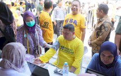 Dipimpin Appi, DPD II Makassar Gelar Pasar Murah Peduli Masyarakat