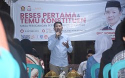 Eric Horas Reses di Banta-bantaeng, Warga Keluhkan Bansos yang Tidak Merata