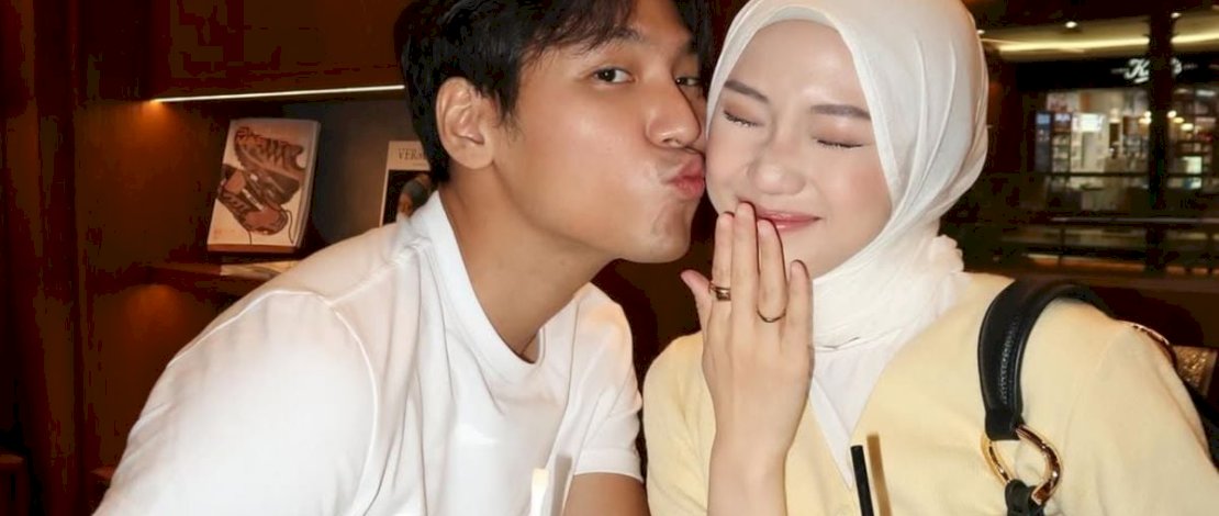 Julia Prastini Diterpa Isu Perselingkuhan, Netizen Terbelah: Fakta atau Hanya Rekayasa Digital?