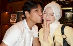 Julia Prastini Diterpa Isu Perselingkuhan, Netizen Terbelah: Fakta atau Hanya Rekayasa Digital?