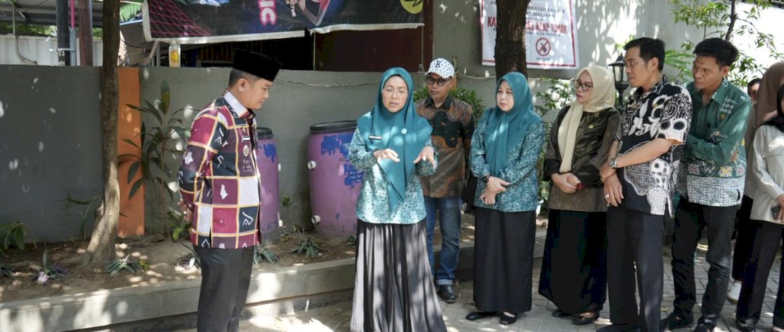 Wujudkan Makassar Zero Waste, Melinda Aksa Tinjau Pengelolaan Sampah Kecamatan Mamajang