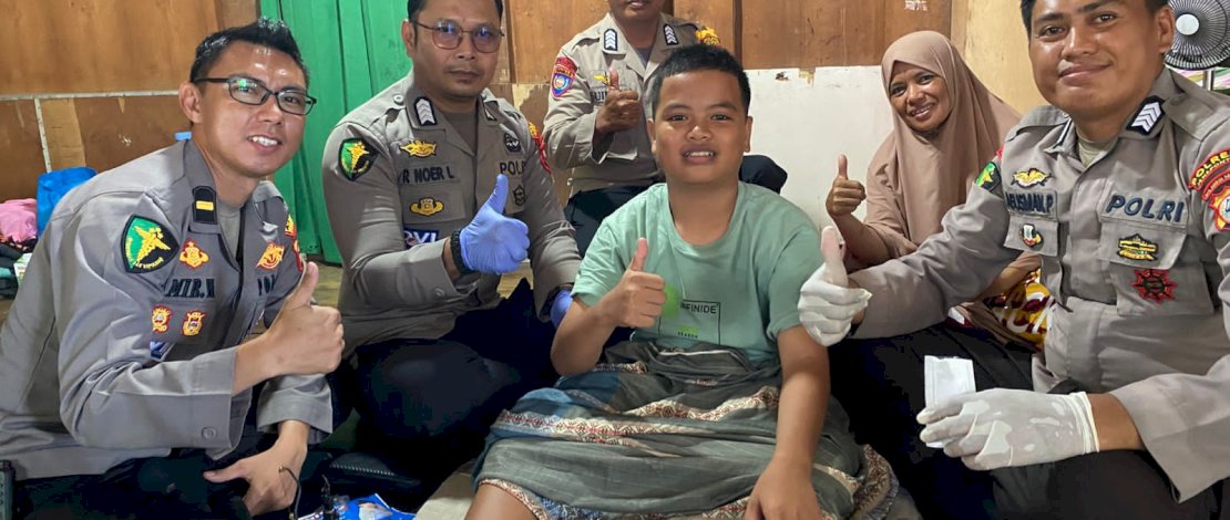 Kapolres Jeneponto Galakkan Sunat Gratis Door to Door, Tiga Anak Kurang Mampu Disantuni