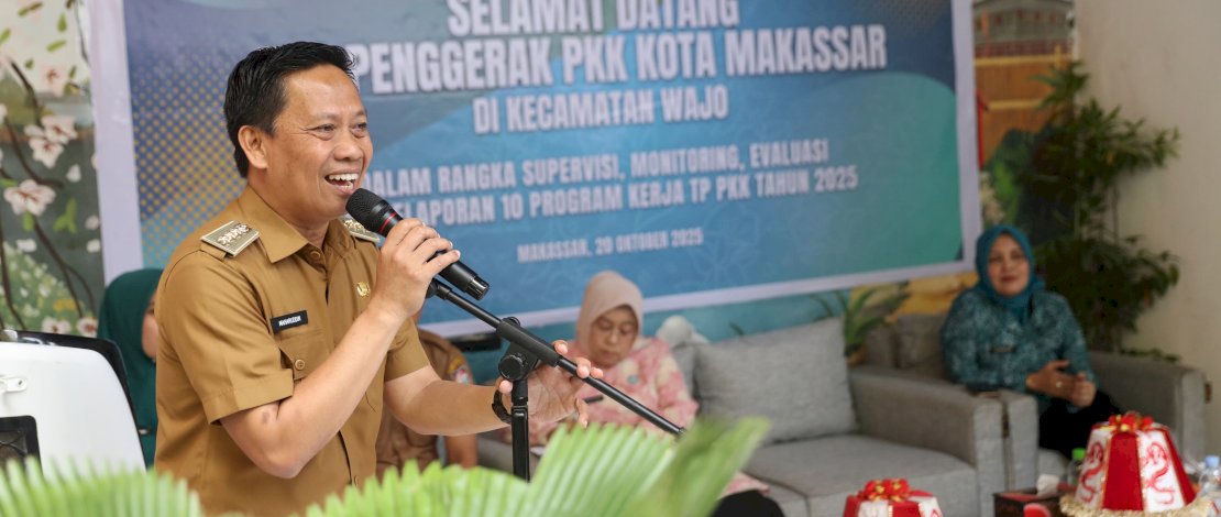 Camat Wajo, Maharuddin, menyambut rombongan TP PKK Kota Makassar yang melakukan SMEP di daerahnya.