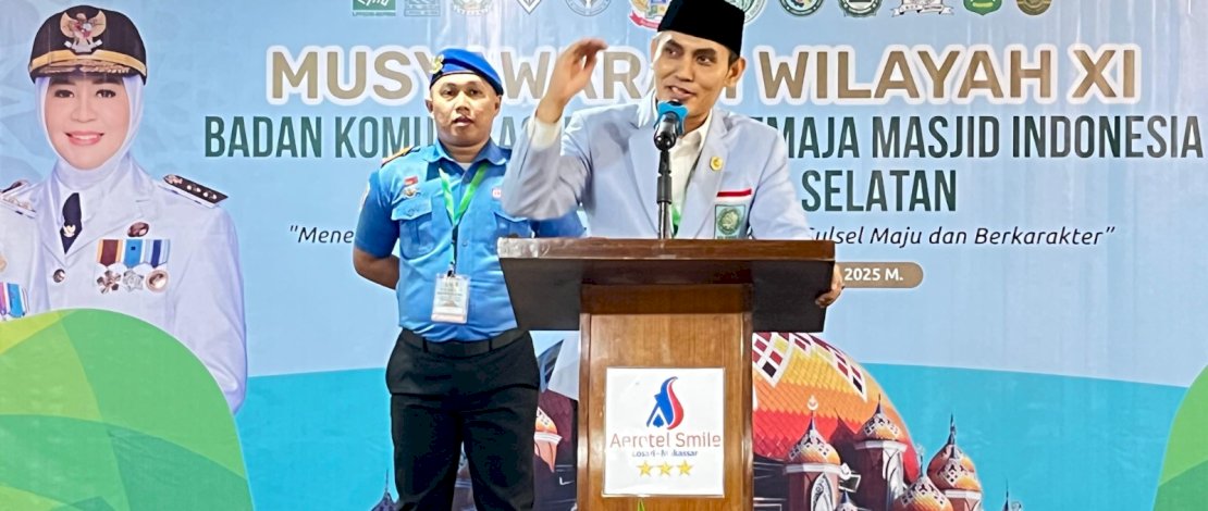 Santri di Persimpangan Zaman Santri di Persimpangan Zaman