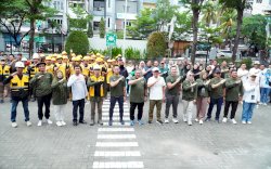 Kolaborasi Pelindo dan Pemkot Makassar Gelar Aksi Jumat Bersih di Kawasan Pelabuhan Soekarno-Hatta