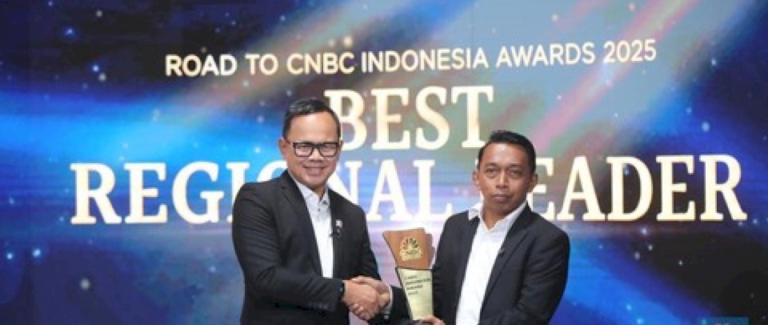 Penghargaan ini diserahkan secara langsung oleh Wakil Menteri Dalam Negeri, Bima Arya kepada Bupati Sidrap, Syaharuddin Alrif.