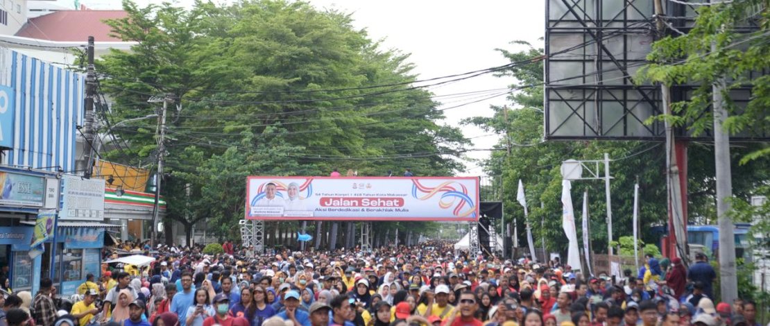 31 Ribu Warga Tumpah Ruah di Losari, Semarak Jalan Santai Warnai HUT Kota Makassar
