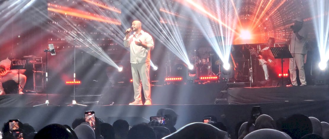 Konser “Maher Zain Live in Concert” di Makassar yang digelar di Four Points by Sheraton pada 14 November 2025 berlangsung spektakuler (FOTO:BUKAMATANEWS)