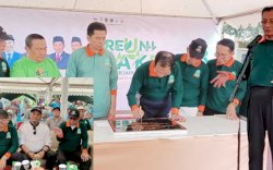 Hadiri Reuni Akbar FSH UIN Alauddin, Menag Ajak Alumni Berkontribusi dalam Pembangunan Nasional