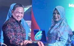 HUT ke-6 Partai Gelora: Koordinator Wilayah Sulsel V Hj. Nirfawana Dinobatkan sebagai Kader Inspiratif
