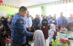 Seragam, Tas, hingga Tumbler Dibagikan Gratis: Pemkot Makassar Perkuat Layanan Pendidikan