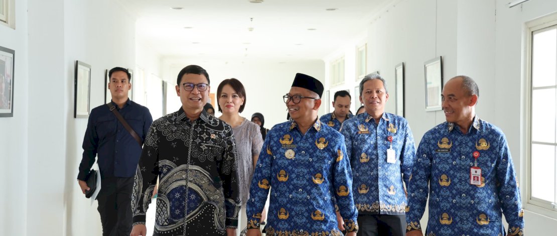 Taruna Ikrar: Sinergi BPOM dan Pemprov Kalsel Perkuat Keamanan Pangan MBG dan UMKM Menuju Indonesia Emas 2045