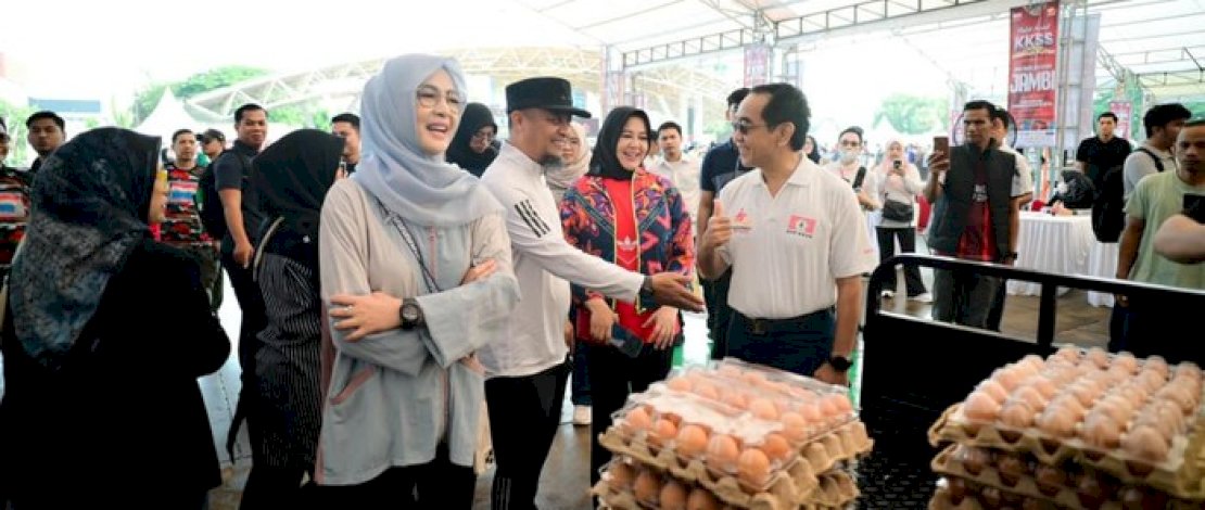 Pemprov Sulsel Apresiasi Aksi Sosial Besar-Besaran KKSS: 15 Ribu Paket Sembako Murah & Layanan Kesehatan Gratis Serbu Karebosi