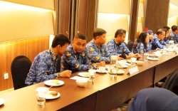 Sekcam Wajo Wakili Camat pada High Level Meeting TP2DD Kota Makassar 2025
