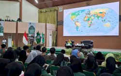 Kuliah Umum di UMI Makassar, Anis Matta Tantang Mahasiswa Tingkatkan Kapasitas Intelektual: “Lawan Kedangkalan Berpikir!”