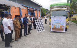 Bupati Pinrang Lepas Bantuan Pangan untuk Alokasi Oktober - November 2025