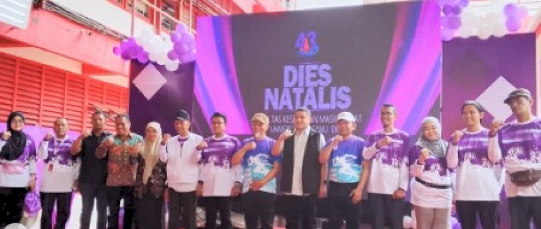Camat Tamalanrea Iqbal Dampingi Wali Kota Makassar di Dies Natalis FKM Unhas