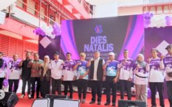 Camat Tamalanrea Iqbal Dampingi Wali Kota Makassar di Dies Natalis FKM Unhas