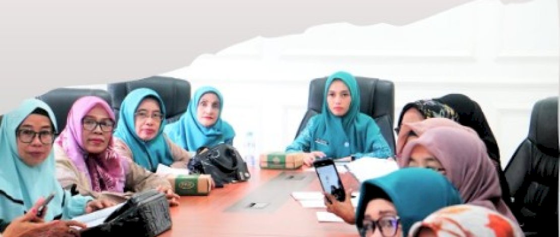 Ketua TP PKK Tamalanrea Hadiri Pembinaan Kesadaran Bela Negara