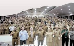 Camat Tamalanrea Hadiri Rapat Koordinasi Pemilihan Ketua RT/RW Serentak di Makassar