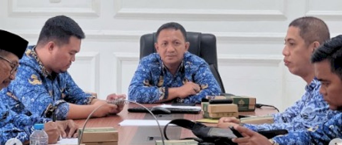 Camat Tamalanrea Pimpin Rapat Koordinasi Bersama Lurah dan Pejabat Struktural