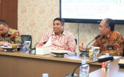 Bupati Maros Didampingi Sekda Terima Tim BPK RI Sulsel pada Exit Meeting Pemeriksaan LKPD 2025