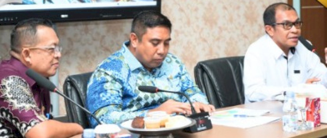 Bupati Maros Pimpin Rapat Persiapan Peringatan Hari Ikan Nasional 2025 di Ruang Rapat Bupati