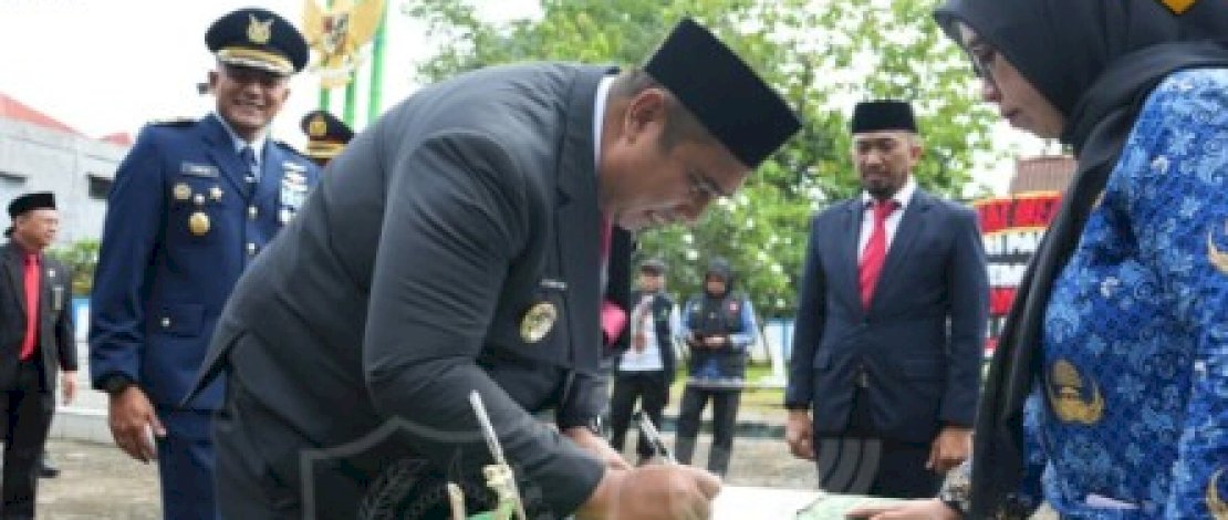 Bupati Maros Pimpin Ziarah dan Tabur Bunga di TMP Maccopa dalam Peringatan Hari Pahlawan 2025