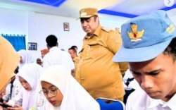 Bupati Maros Tinjau Program Screening Andalan Sehati 2025 untuk Siswa SMA/SMK