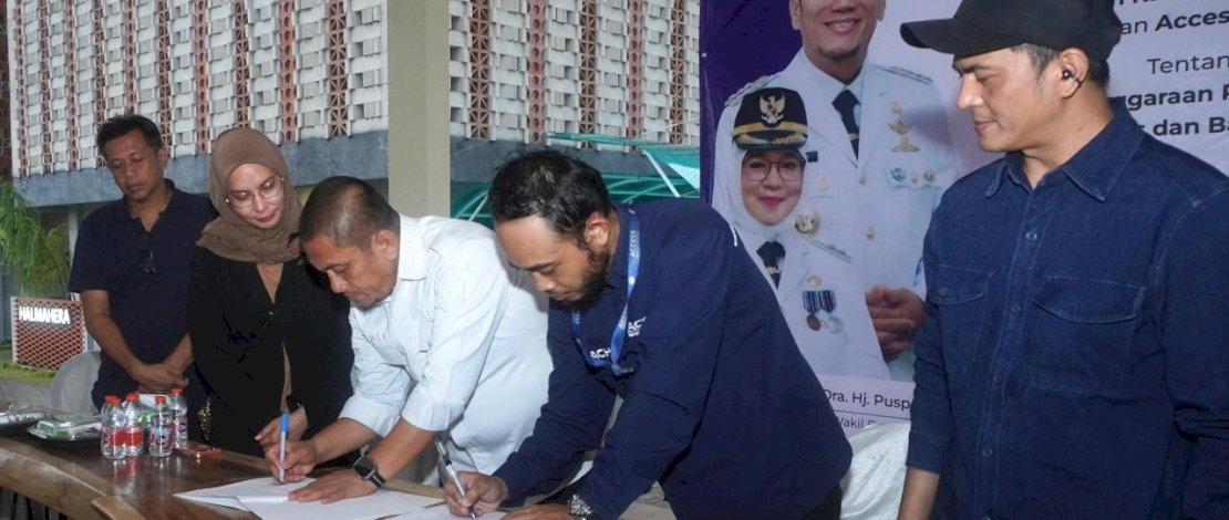 Pemerintah Kabupaten Luwu Timur melakukan penandatangan kerja sama (PKS) dengan Access English, Lembaga Pelatihan Bahasa Inggris dan Mandarin, Access English School, di Joglo Kyarra, Pare, Kediri, Rabu, 22 Oktober 2025.
