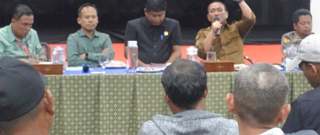 PT Vale kembali melaksanakan dialog terbuka bersama masyarakat dengan dimediasi Bupati Luwu Timur, Irwan Bachri Syam, beserta jajaran Pemerintah Kabupaten (Pemkab) Luwu Timur dan Forkopimda.