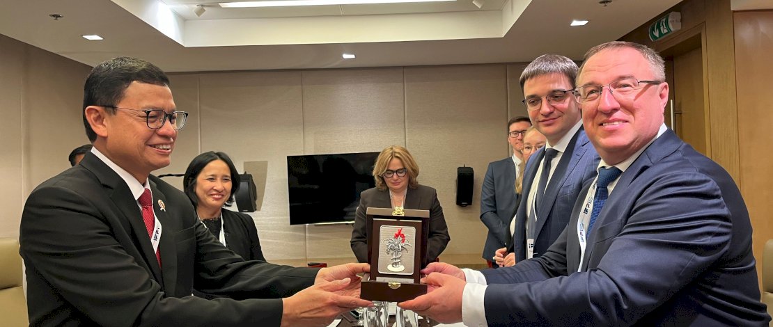 Abu Dhabi Saksi Sejarah Kepala BPOM RI Taruna Ikrar Matangkan Kerja Sama Regulasi Obat dengan Rusia