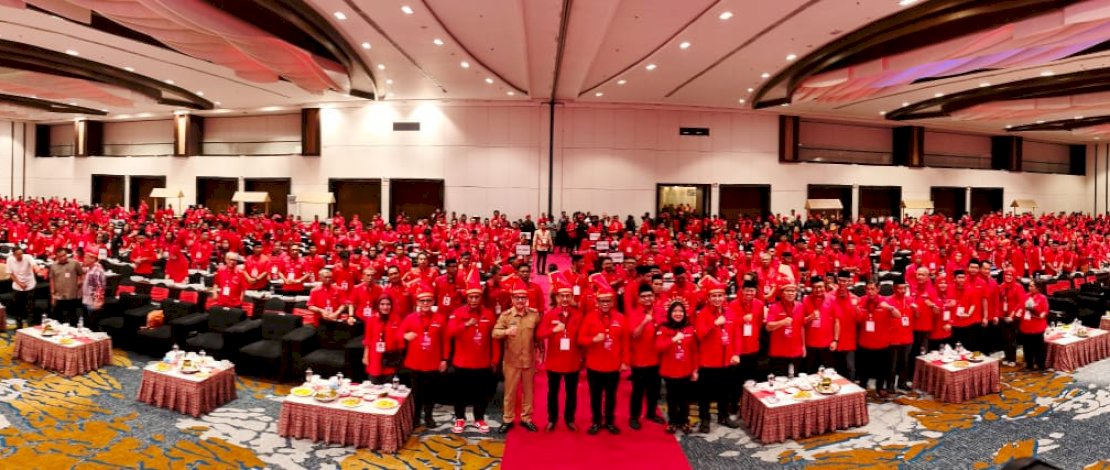 Konferensi Daerah (Konferda) VI dan Konferensi Cabang (Konfercab) VI PDI Perjuangan untuk 24 kabupaten/kota di Sulsel resmi berakhir di Hotel Claro Makassar, pada 24 November 2025 lalu.