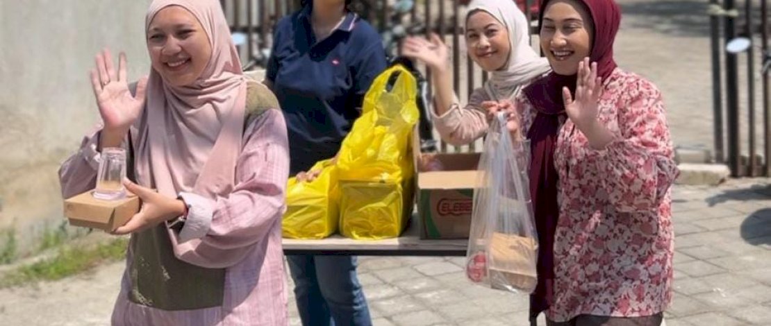 Warga Puji Konsistensi Benteng Kupa Gelar Jumat Berkah di Makassar