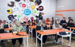 Diskop dan UKM Makassar Apresiasi Telkom Gelar Kelas Intensif Latih UMKM