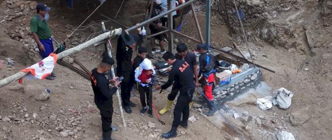 Atensi Presiden Prabowo, Brimop  Gerak Cepat Bangun Jembatan Gantung untuk Anak Sekolah di Soppeng