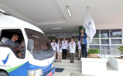 Taruna Ikrar Pimpin Penandatanganan Prasasti Komitmen MBG pada REN BPOM 2025 di Semarang