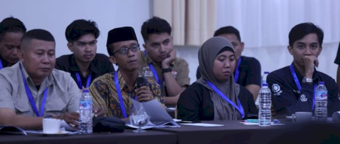 DLH Makassar Tingkatkan Kualitas Informasi Publik Lewat Bimtek Kehumasan