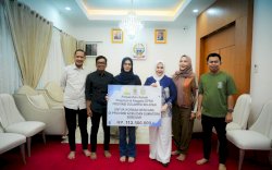 Fatmawati Rusdi Ajak Masyarakat Sulsel Berdonasi Bantu Korban Bencana Sumatera  Melalui Posko BPBD