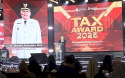 PAD Tembus Rp1,8 Triliun, Pemkot Makassar Apresiasi Wajib Pajak di Tax Award 2025
