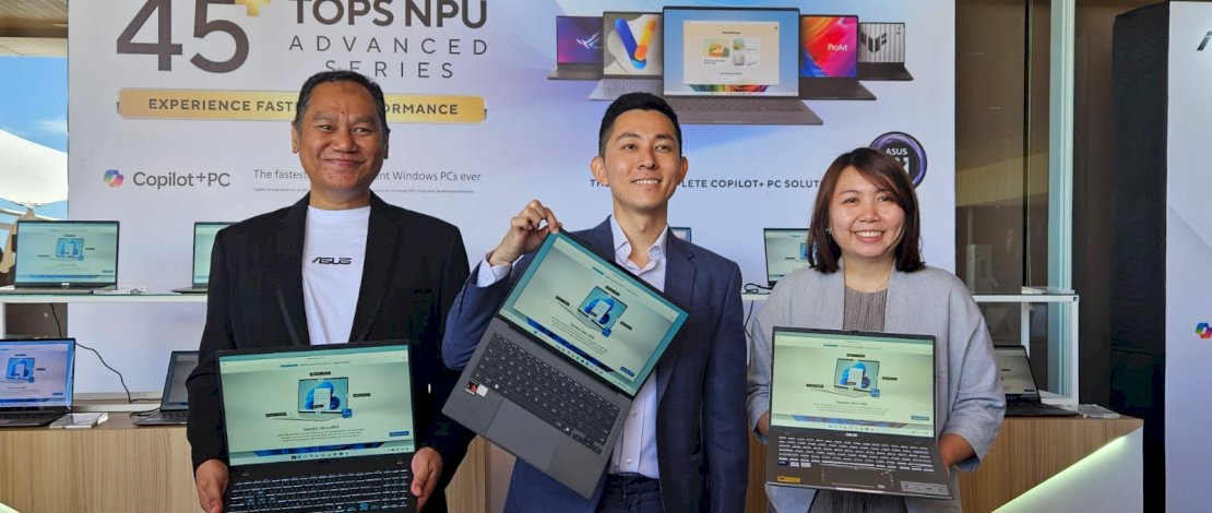 Foto &ndash; kiri ke kanan: Muhammad Firman, Head of Public Relations ASUS Indonesia, Lenny Lin, Country Director, ASUS Indonesia, Davina Larissa, Country Marketing Manager ASUS Indonesia