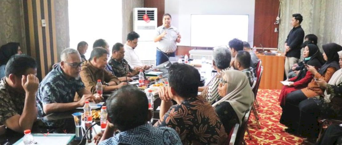 Seminar Detail Engineering Design (DED) yang digelar di Ruang Rapat Sekretaris Daerah (Sekda) Kantor Bupati Luwu Timur, Malili, Kamis, 11 Desember 2025.