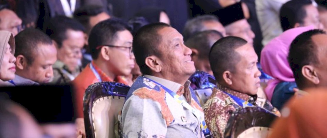 Bupati Luwu Timur, Irwan Bachri Syam, menghadiri acara Puncak Peringatan Hari Hak Asasi Manusia (HAM) ke-77 yang digelar di Tennis Indoor Stadium Senayan, Jakarta Pusat, Rabu malam, 10 Desember 2025.