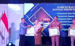 Pemkab Luwu Timur Raih Penghargaan Pembentukan Posbakum Tercepat di Sulsel dari Kementrian Hukum